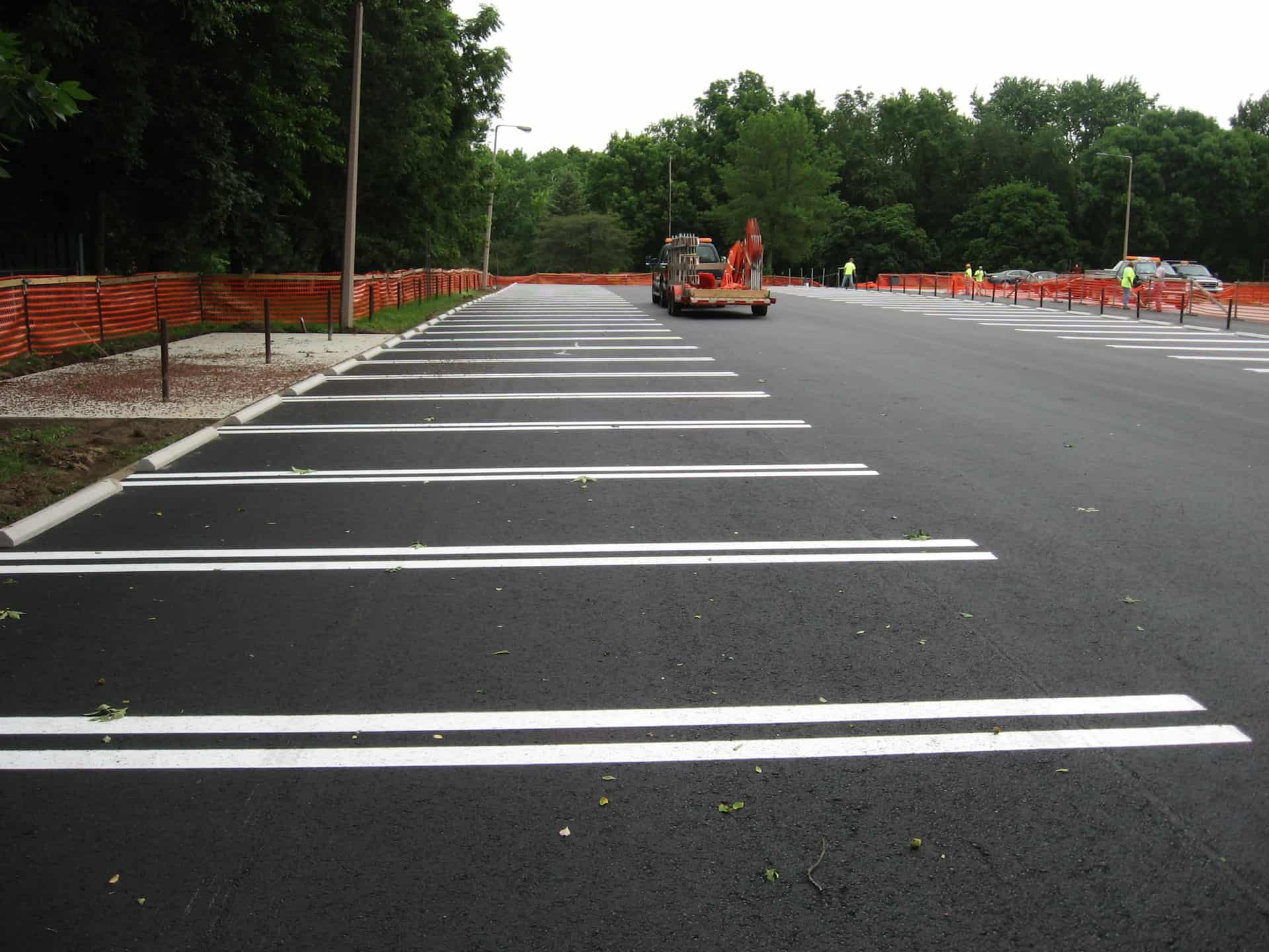 parking lot line striping services
